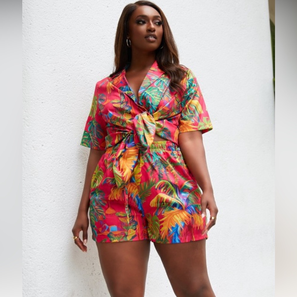 - NWT Rebdolls Xiomara Tropical shorts set, 4x.